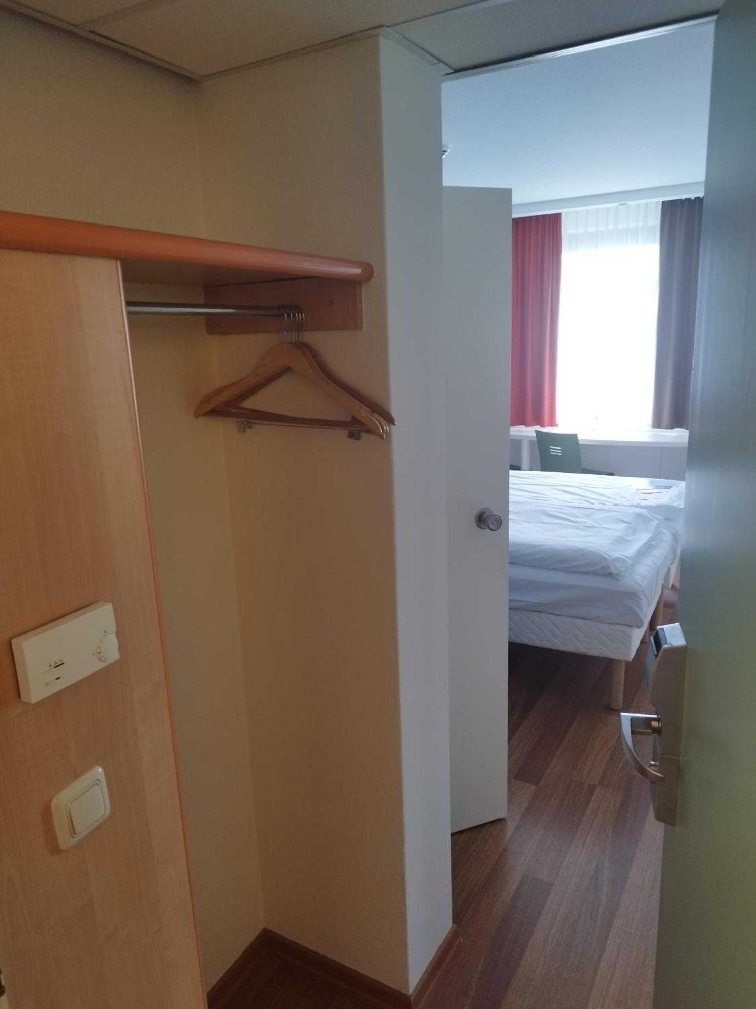 Ibis Ulm City Luaran gambar