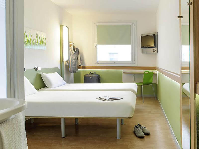 Ibis Ulm City Luaran gambar